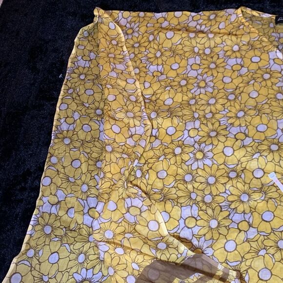 Women's Yellow Daisy Cotton Kaftan Swimsuit Cover Up & Matching Flip Flops NWT - Picture 12 of 16